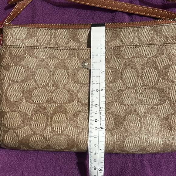 Coach Purse - EUC - Picture 3 of 5